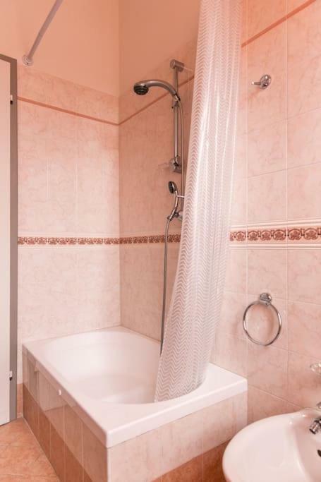 Celeste'S House Villa Rivoltella del Garda Ngoại thất bức ảnh